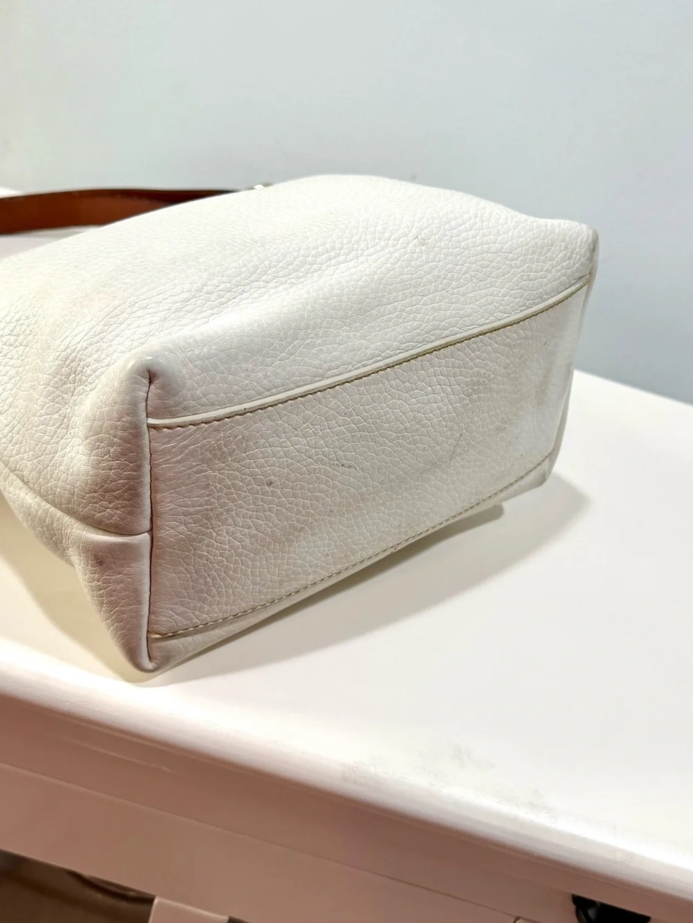 Dooney & Bourke Dillen Pocket Sac Leather Bag